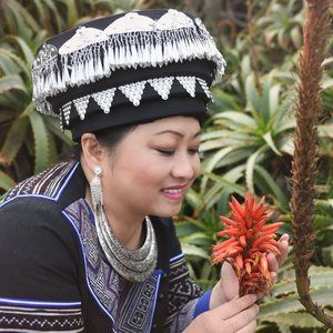 Meet your Posher, Pua